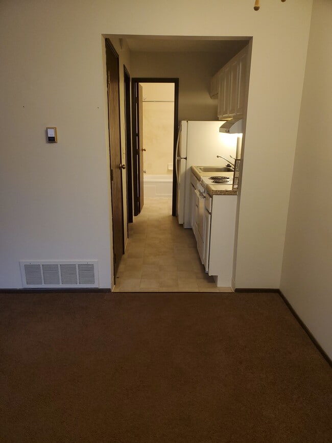 Photo - 161 Hubbard W Ave Unit 202