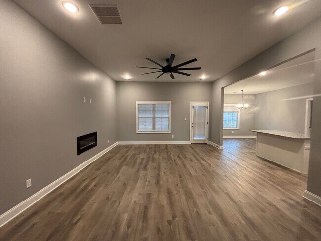 Photo - 9986 Messana St