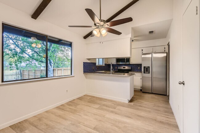 Photo - Adorable House in South Austin!