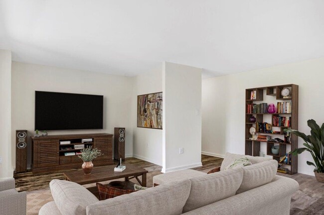 Photo - Sherry Lake Apartment Homes