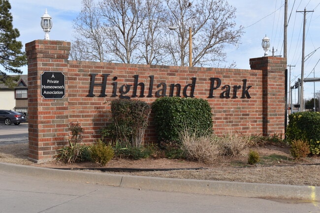 Photo - 1717 E Lindsey St