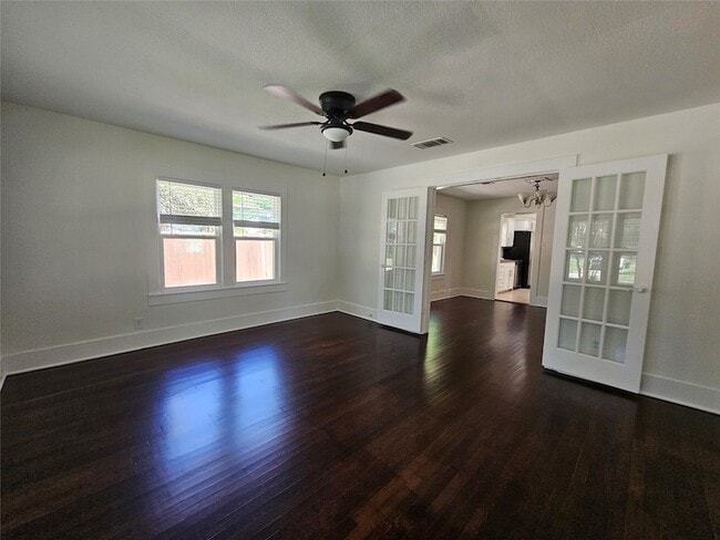 Photo - 806 W Spring St