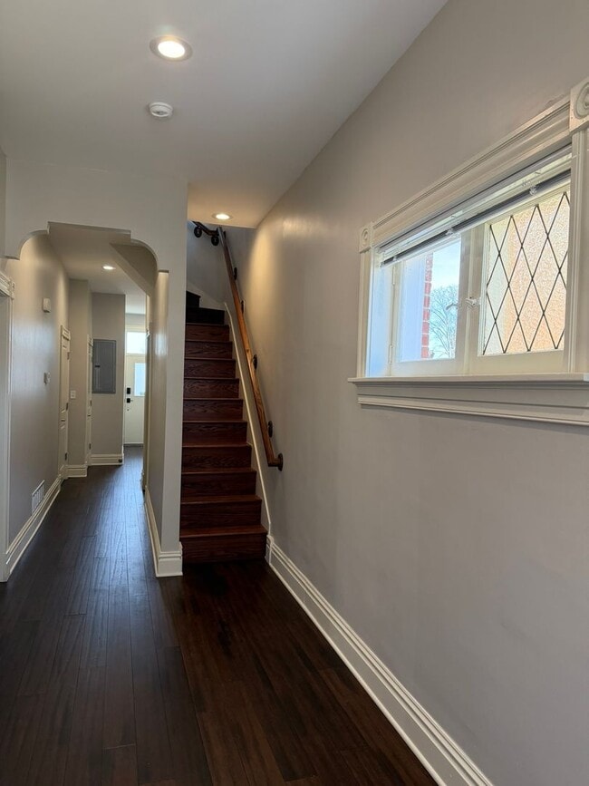 Photo - 4338 Gibson Ave