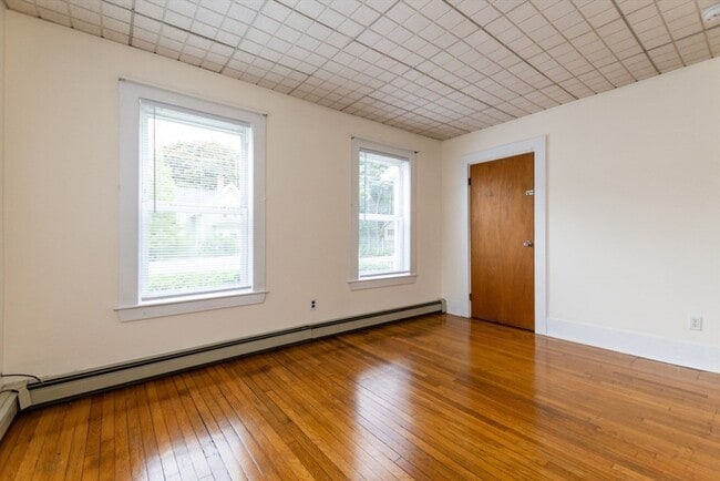 Photo - 19 Spring St Unit 1