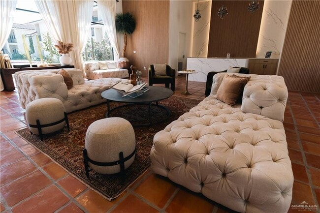 Photo - 11 Taylor St