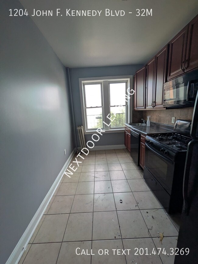 Photo - 1204 John F. Kennedy Blvd Unit 32M
