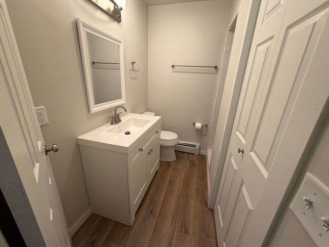 Photo - 133 N Main St Unidad 5