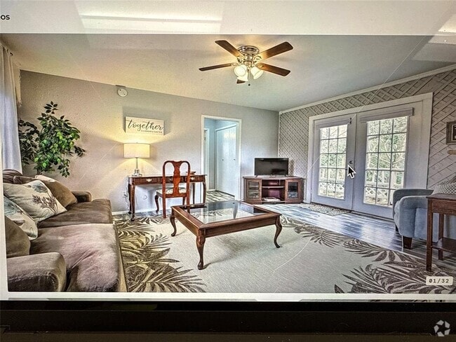 Building Photo - 120 5th St Unit 4 Rental