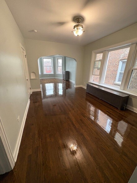 Photo - 7830 S Morgan St