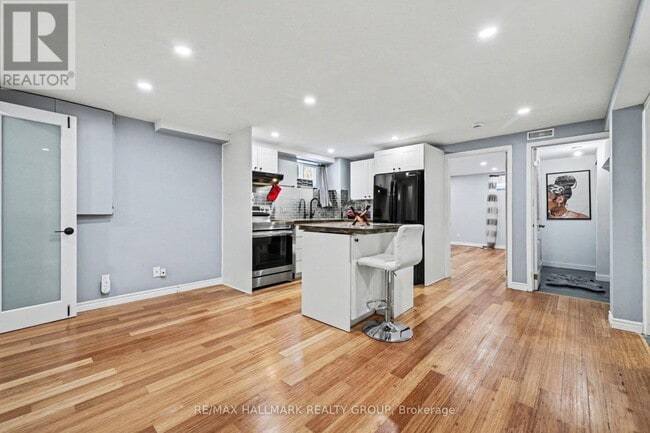 Photo - 1307 Vancouver Ave