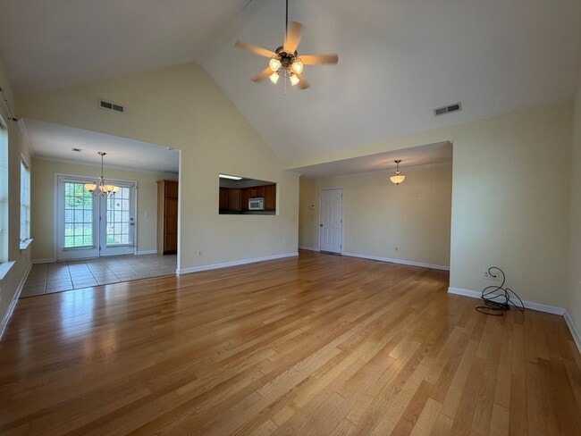 Photo - Brick 3/2 House in West Rome- $1,995
