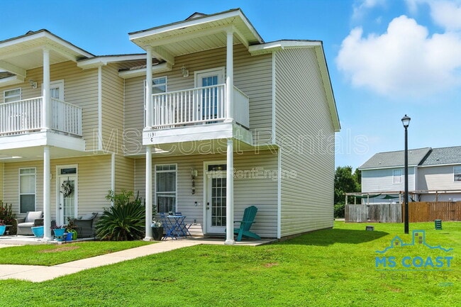 Photo - 1131 Century Oaks Dr