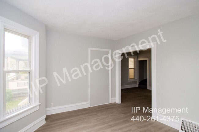 Photo - 320 Crosby St