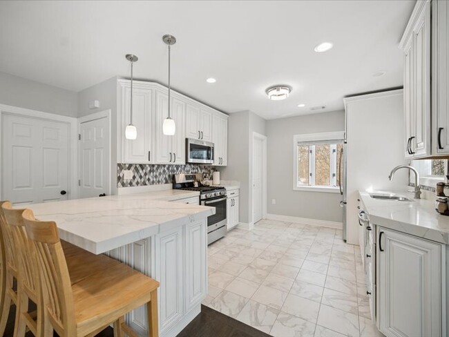 Photo - 2325 Shady Ln