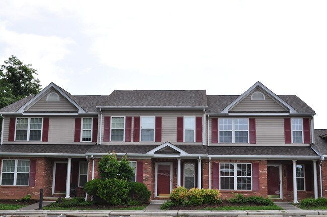 Photo - Heather Glen Apartments