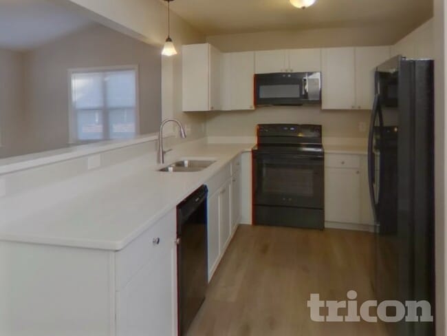 Photo - 5820 Leatherwood Ln