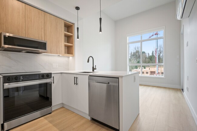 Photo - 34395 Gladys Ave