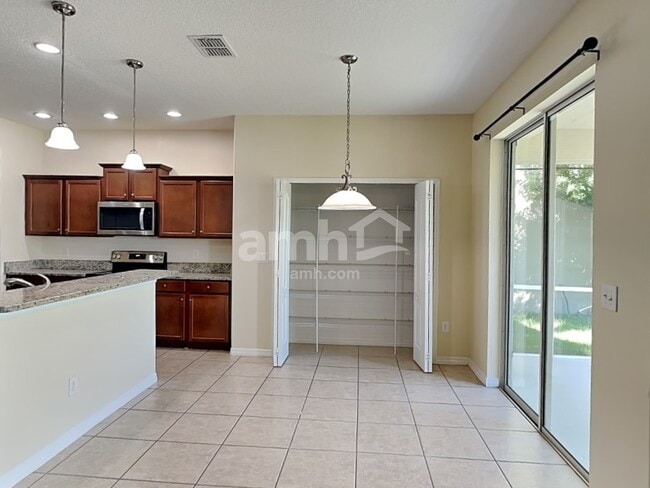 Photo - 513 Vista Ridge Dr