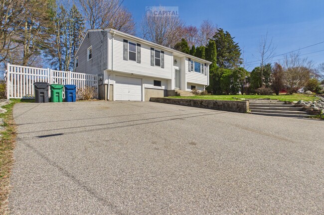 Photo - 22 Okinawa Ave