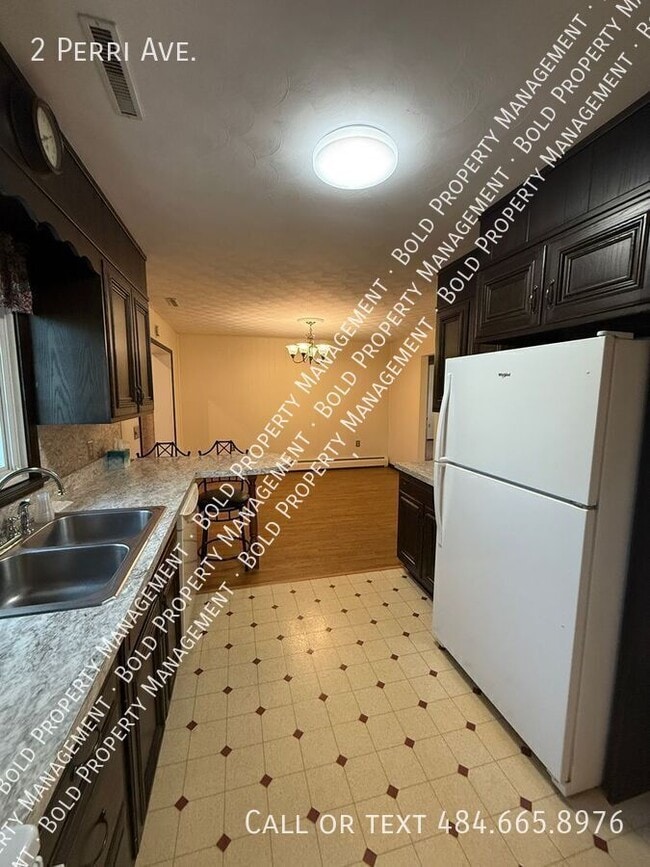 Photo - 2 Perri Ave