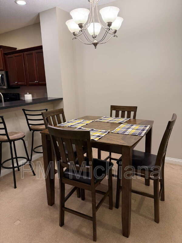 Photo - 129 Clancy St