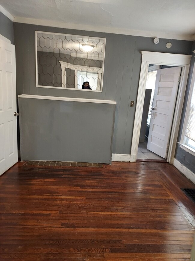 Photo - 339 Shelton Ave