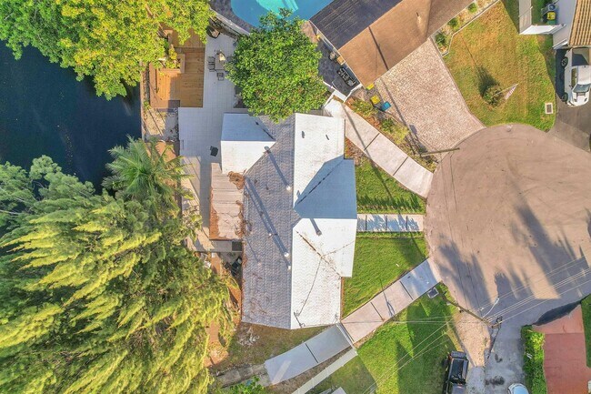 Photo - 4400 SW 37th Ave