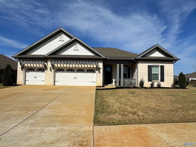 Photo - 401 Peach Orch Ln
