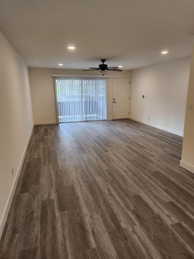 Photo - Hillside Terrace Apartments