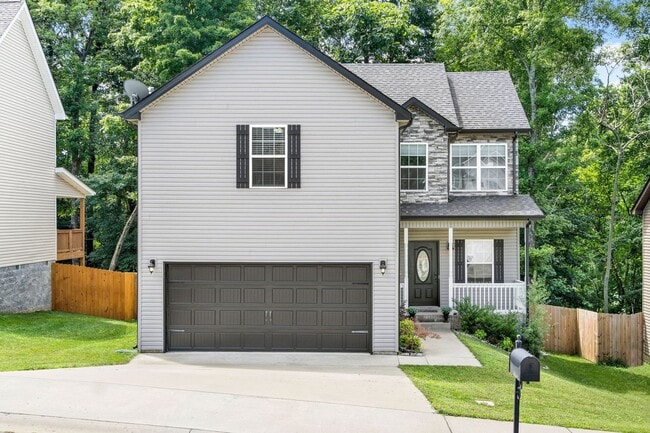 Building Photo - 1194 Eagle's Bluff Dr