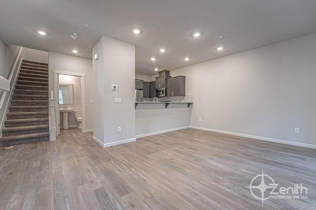 Photo - 4261 S Cloverhill Wy