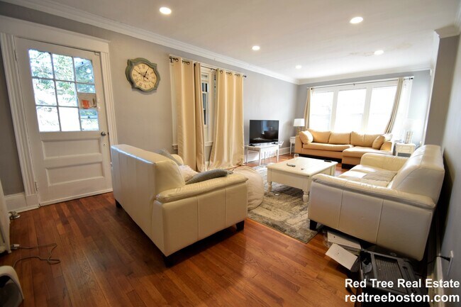 Photo - 235 Chestnut Hill Ave Unit 2