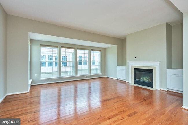 Photo - 4100 Fountainside Ln