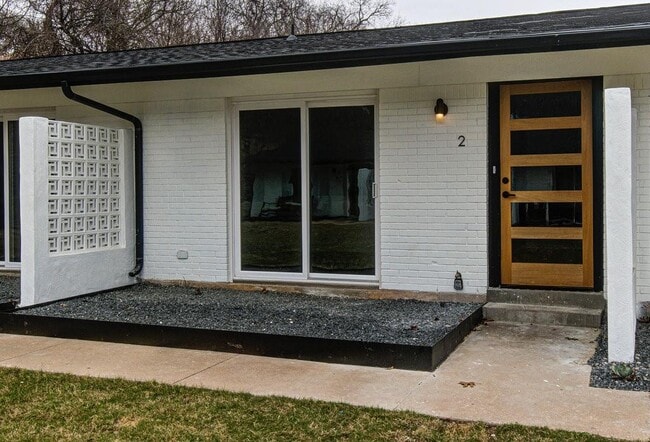 Photo - 1215 Hollow Creek Dr Unidad 2 Rental