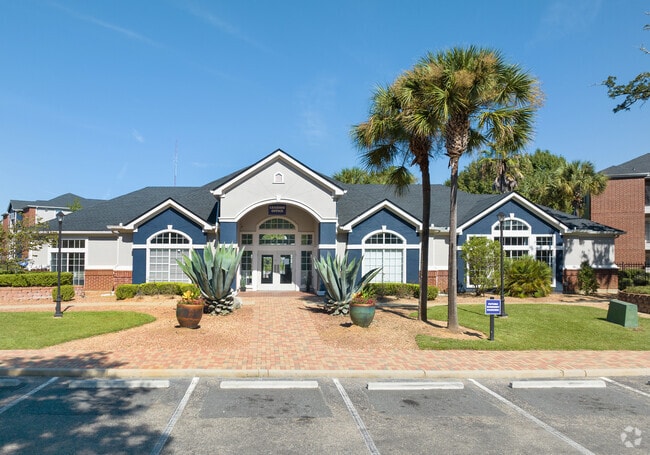 Leasing Office