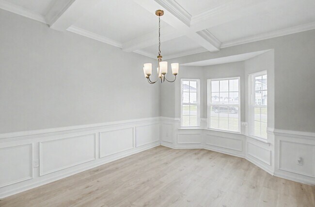 Photo - 18 Sunflower Cir NE