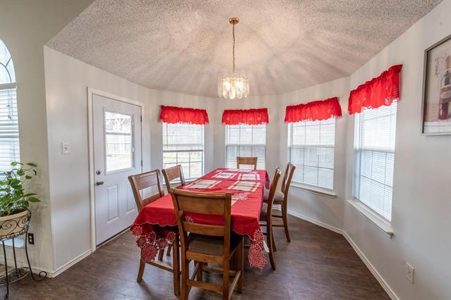 Photo - 2414 Coventry Ct