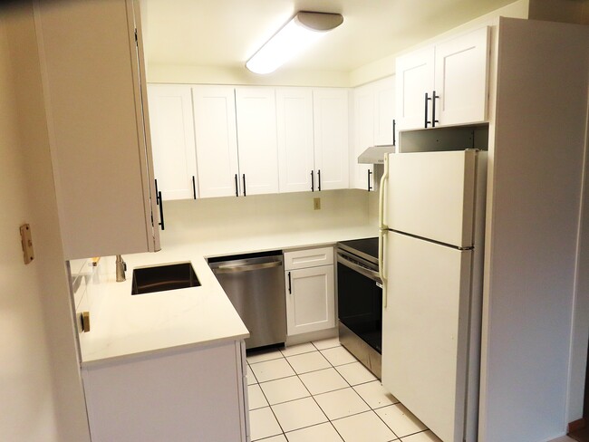 Photo - 5220 Sand Point Way NE Unit #1