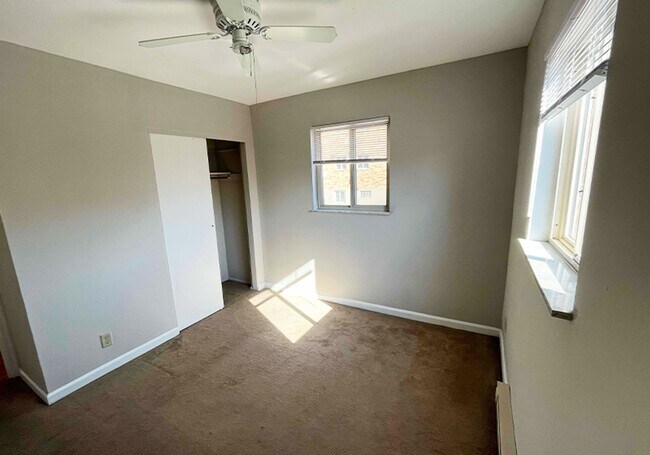 Photo - 562 Lowell Ave Unidad 562-04