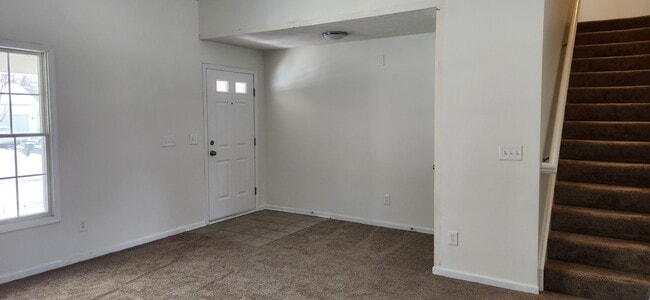 Photo - 431 Wheatfield Dr