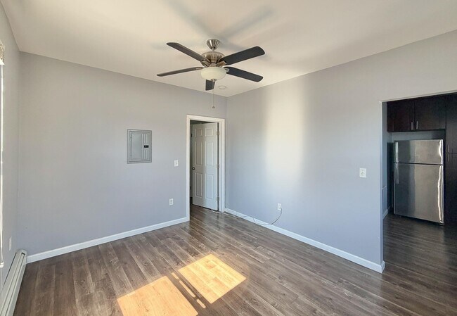 229 71st St Unidad 2R