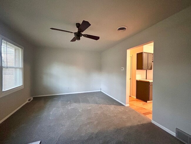 Photo - Wallace Ave 3189/3191 Apartment Unit 3191