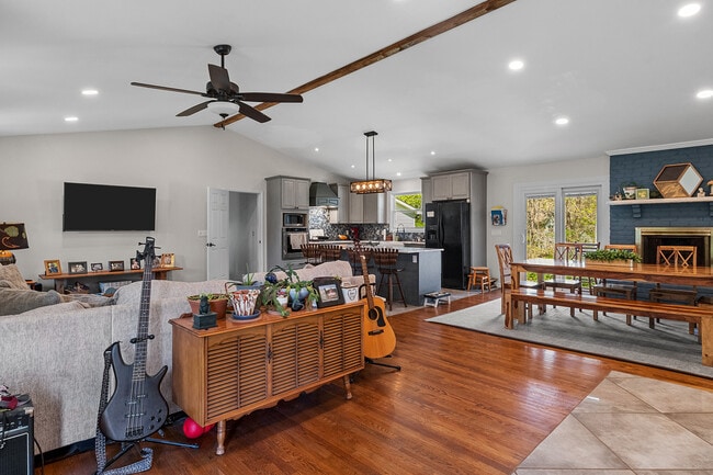 concepto abierto - 358 Twin Oaks Dr