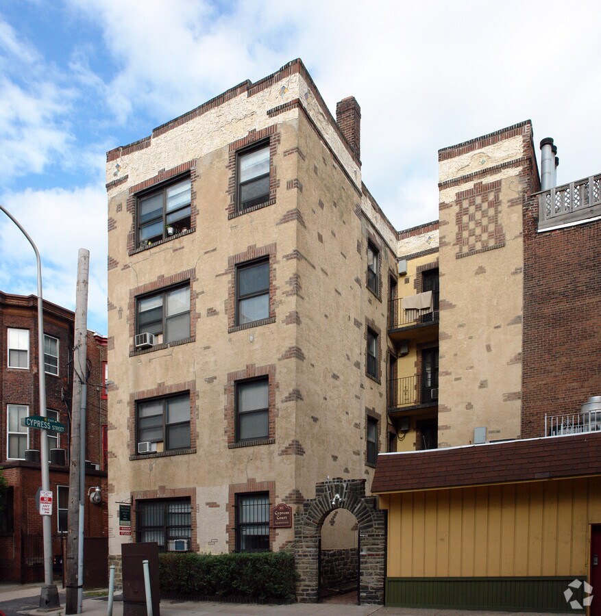 Cypress Court - Cypress Court Apartments