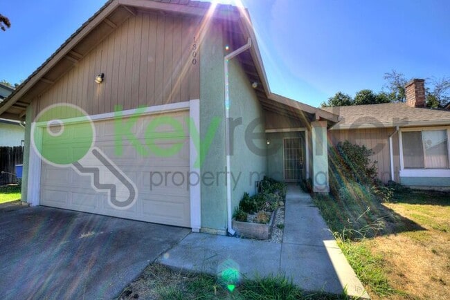 Building Photo - 1300 Old W Dr