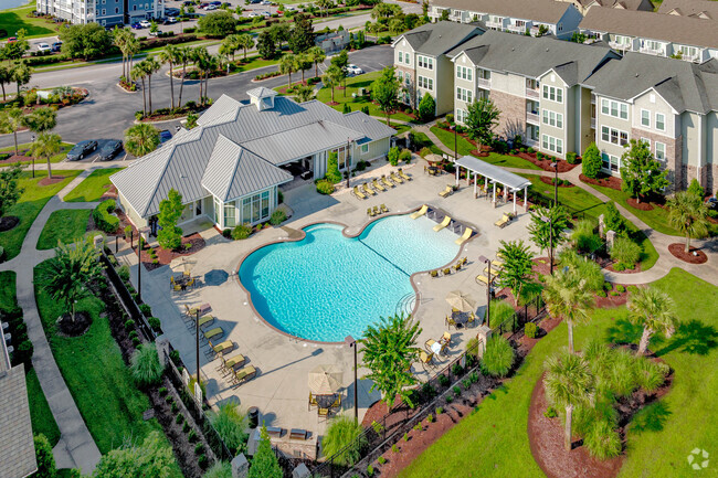 Vinings at Carolina Bays - Vinings at Carolina Bays Apartments