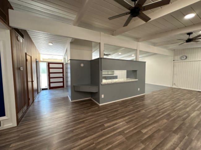 Photo - 1036 W Alamos Ave