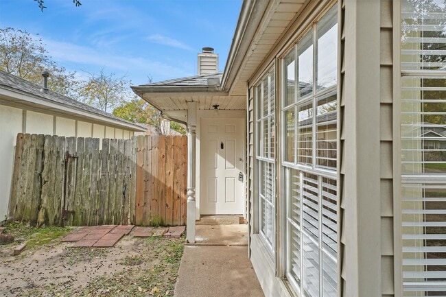 Photo - 1747 Brickarbor Dr