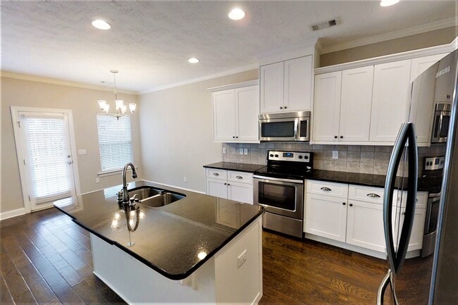Photo - 407 Brantley Cove Cir