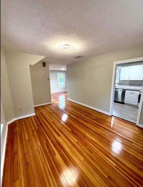 Photo - 24 Fairview St